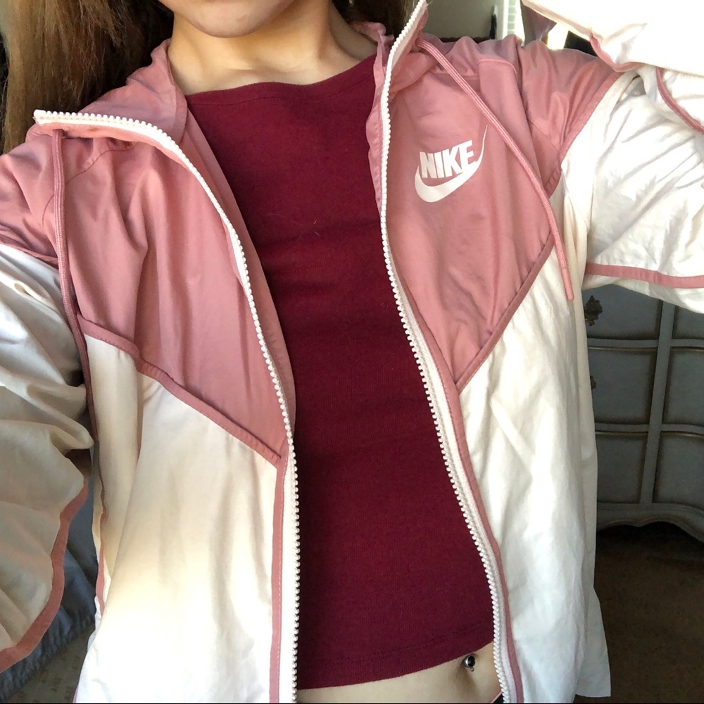 Nike windbreaker jacket